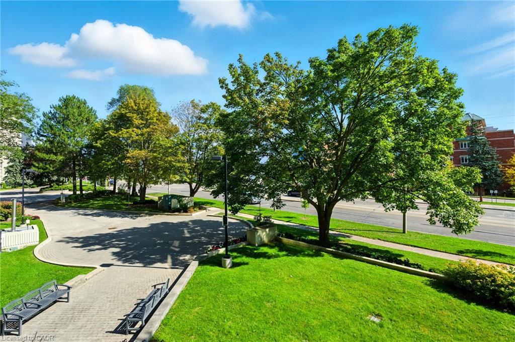 208-1201 North Shore Boulevard E, Burlington, ON - Outdoor With View