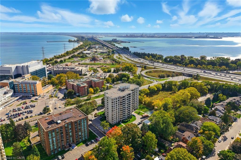 208-1201 North Shore Boulevard E, Burlington, ON - Outdoor With Body Of Water With View
