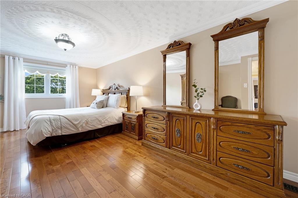 228 Michener Crescent, Kitchener, ON - Indoor Photo Showing Bedroom