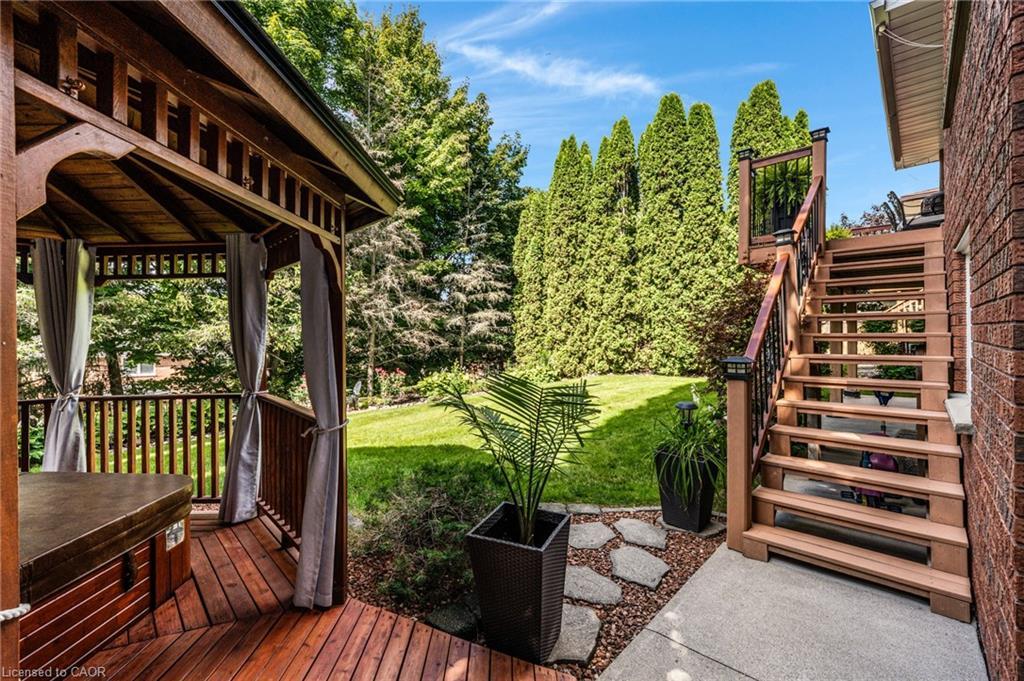 228 Michener Crescent, Kitchener, ON - Outdoor With Deck Patio Veranda