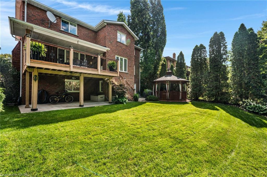 228 Michener Crescent, Kitchener, ON - Outdoor With Deck Patio Veranda