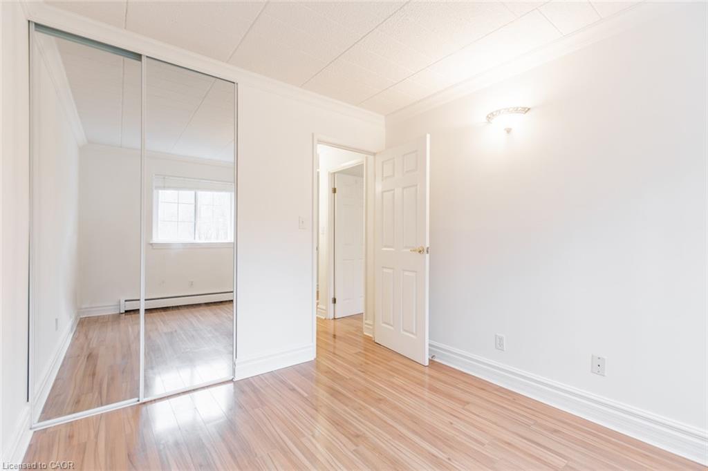 110-20 John Street, Grimsby, ON - Indoor Photo Showing Other Room