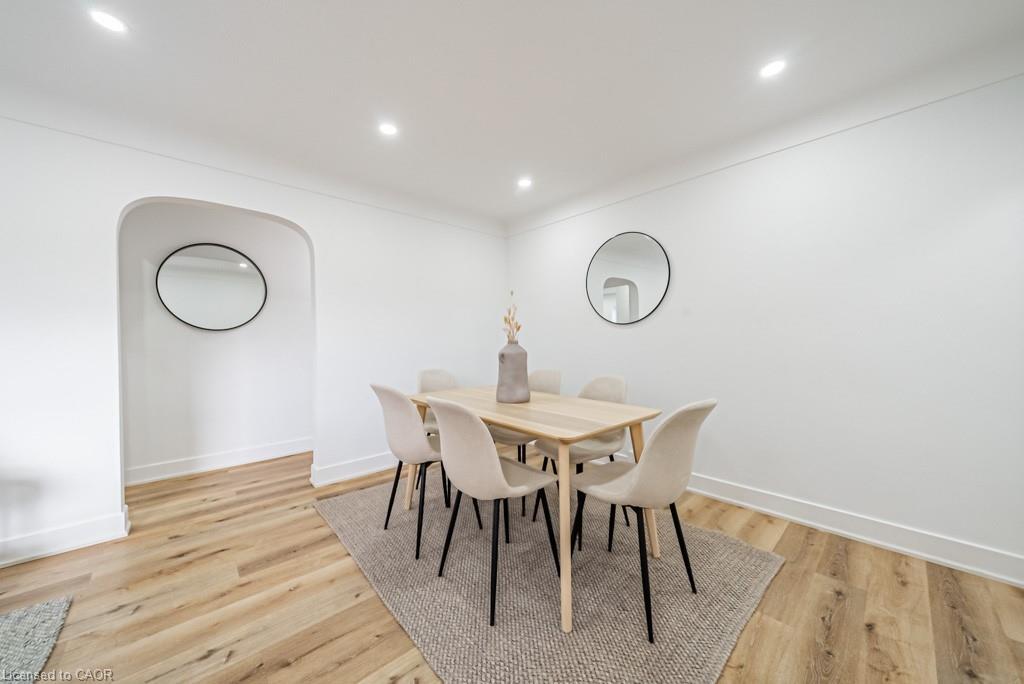 A-14 Woodbine Avenue, St. Catharines, ON - Indoor Photo Showing Dining Room