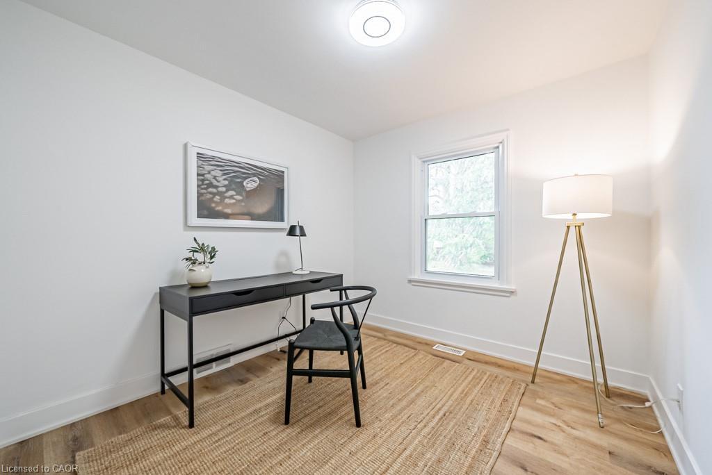 A-14 Woodbine Avenue, St. Catharines, ON - Indoor