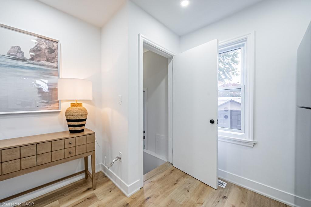 A-14 Woodbine Avenue, St. Catharines, ON - Indoor Photo Showing Other Room