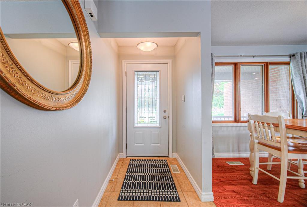 26 Esther Avenue, Cambridge, ON - Indoor Photo Showing Other Room