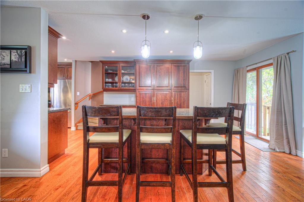 26 Esther Avenue, Cambridge, ON - Indoor Photo Showing Dining Room