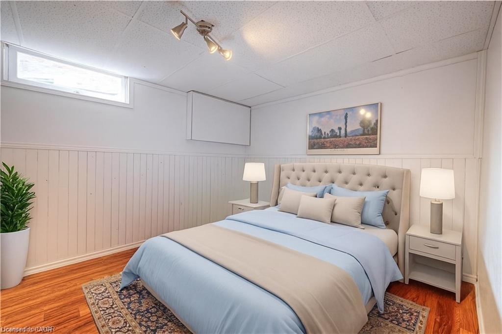 26 Esther Avenue, Cambridge, ON - Indoor Photo Showing Bedroom