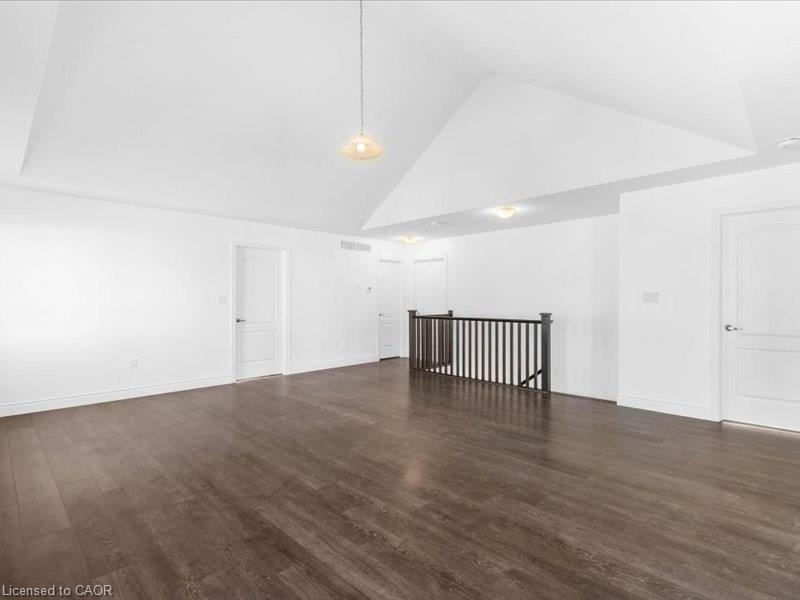 110 Delong Drive Drive, Norwich, ON - Indoor Photo Showing Other Room