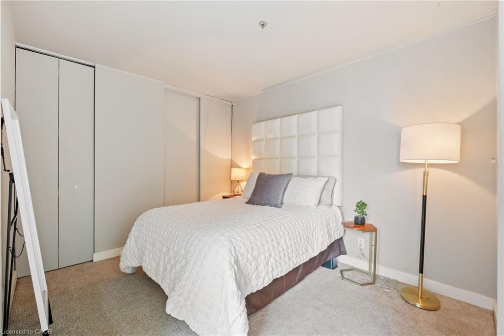 201-81 Navy Wharf Court, Toronto, ON - Indoor Photo Showing Bedroom