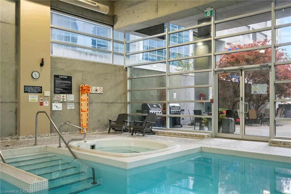 201-81 Navy Wharf Court, Toronto, ON - Indoor Photo Showing Other Room With In Ground Pool