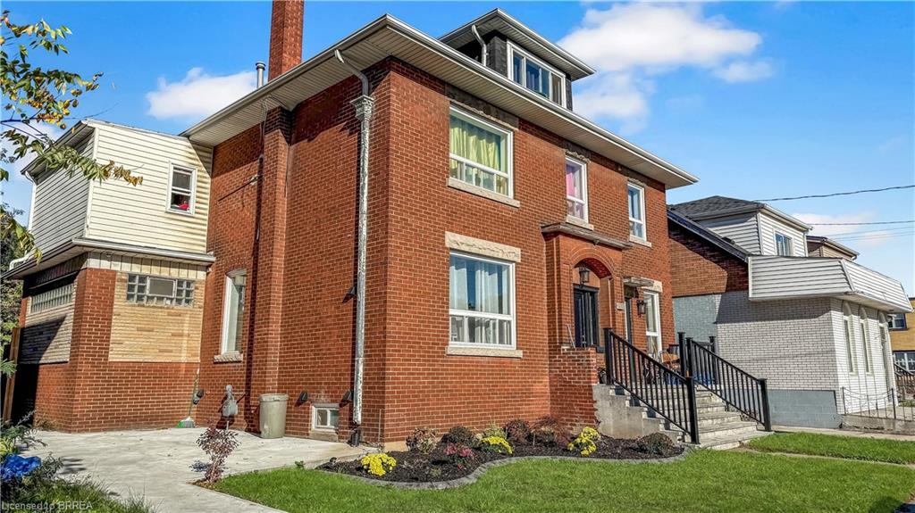 119 Ottawa Street N, Hamilton, ON - Outdoor