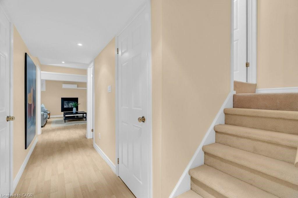 589 Winterburg Walk, Waterloo, ON - Indoor Photo Showing Other Room