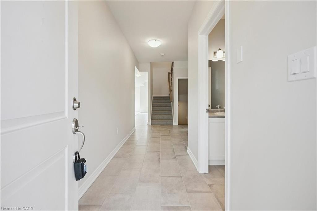 52 Wilson Drive, Thorold, ON - Indoor Photo Showing Other Room