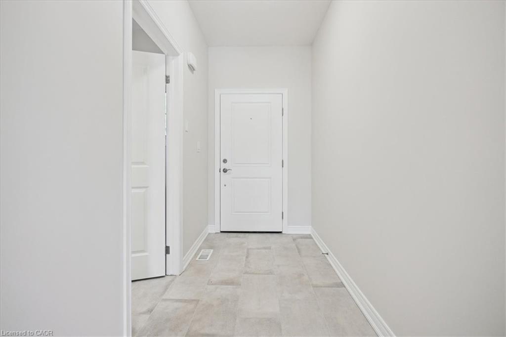 52 Wilson Drive, Thorold, ON - Indoor Photo Showing Other Room