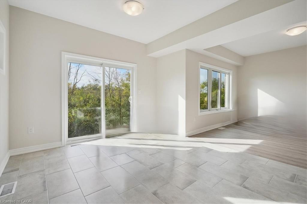 52 Wilson Drive, Thorold, ON - Indoor Photo Showing Other Room