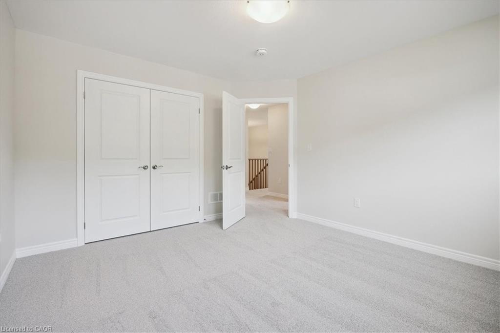 52 Wilson Drive, Thorold, ON - Indoor Photo Showing Other Room