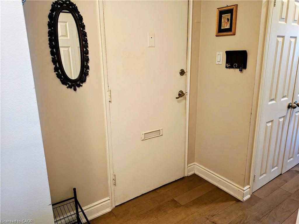 103-81 Charlton Avenue E, Hamilton, ON - Indoor Photo Showing Other Room