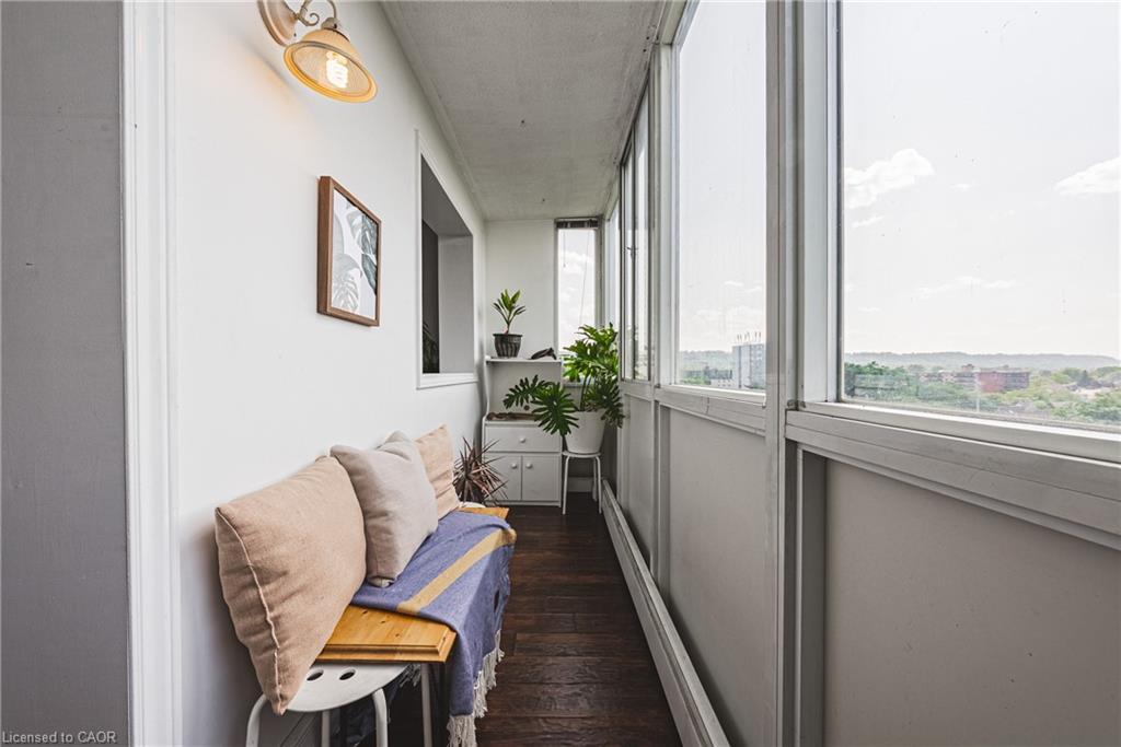 606-101 Queen Street S, Hamilton, ON - Indoor Photo Showing Other Room