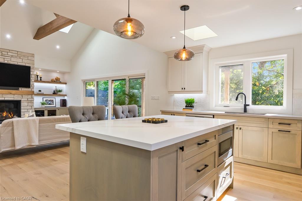 2282 Fairleigh Place, Burlington, ON - Indoor Photo Showing Kitchen With Fireplace