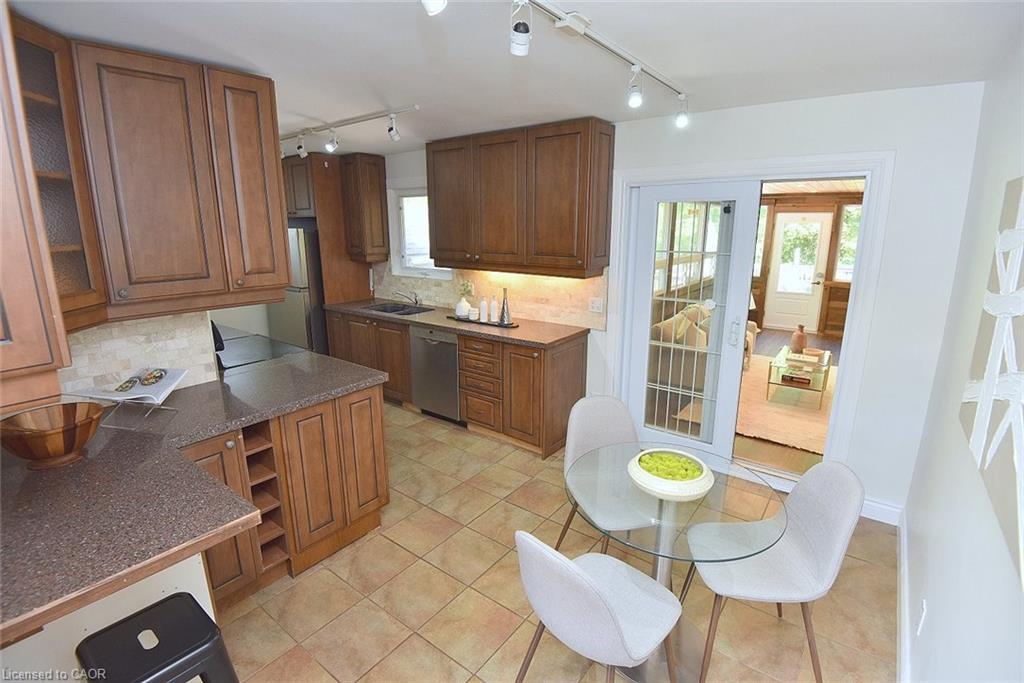 405 Erindale Drive, Burlington, ON - Indoor