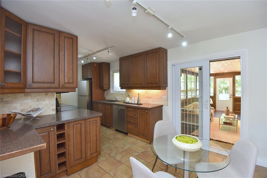 405 Erindale Drive, Burlington, ON - Indoor