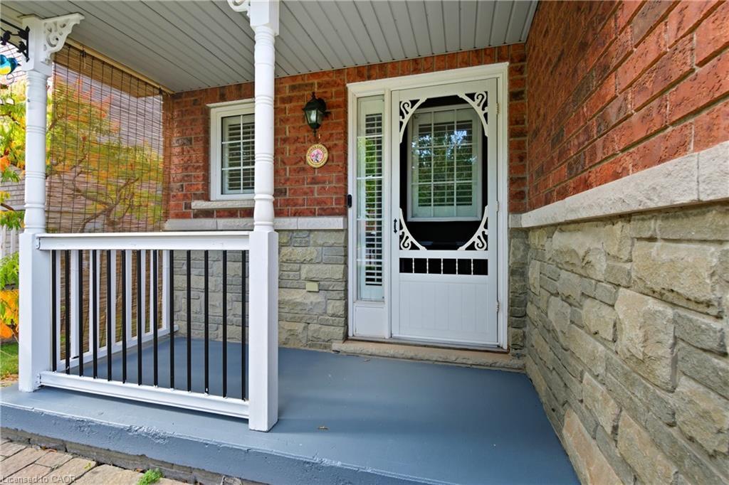 213 Dorchester Drive, Grimsby, ON - Outdoor With Deck Patio Veranda With Exterior