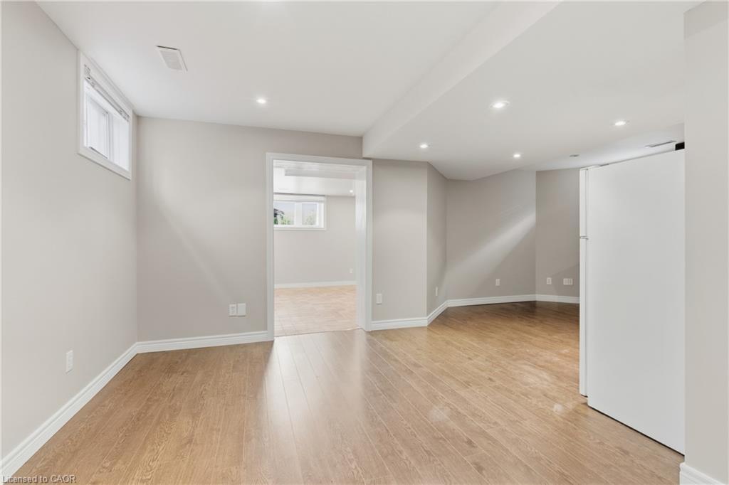 213 Dorchester Drive, Grimsby, ON - Indoor