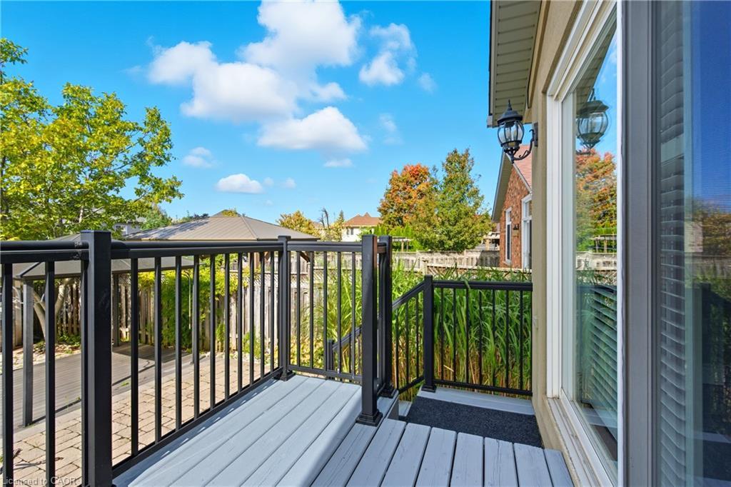 213 Dorchester Drive, Grimsby, ON - Outdoor With Deck Patio Veranda