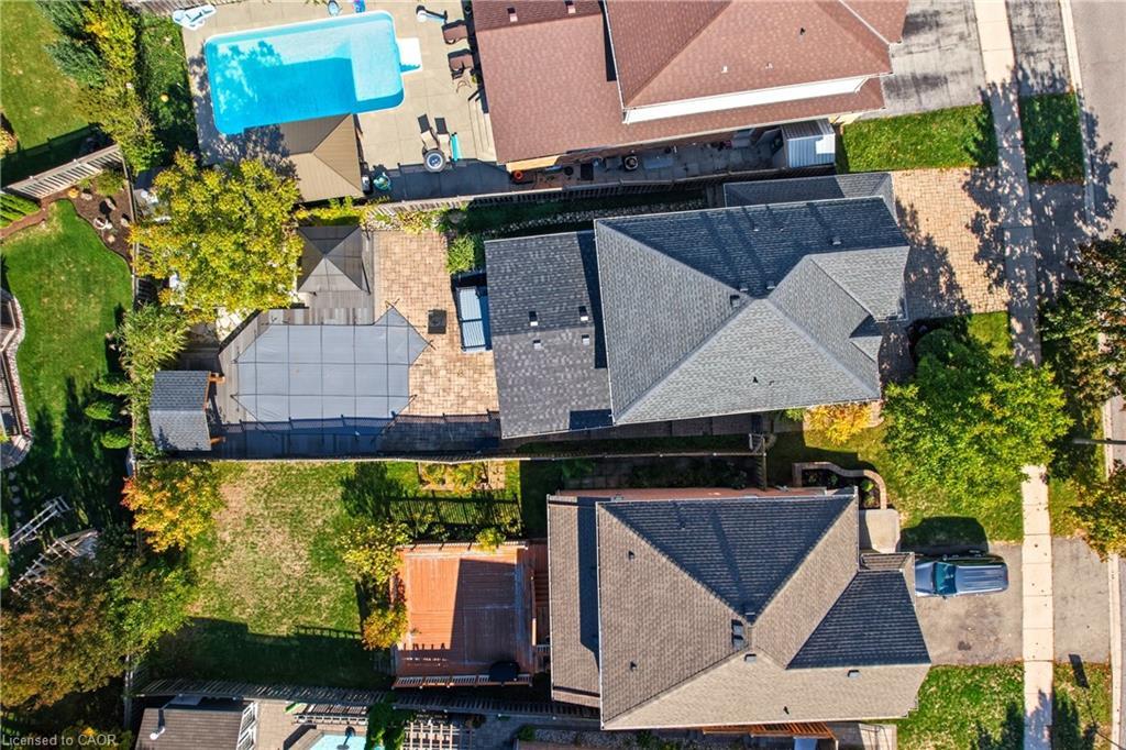 213 Dorchester Drive, Grimsby, ON - Outdoor With In Ground Pool