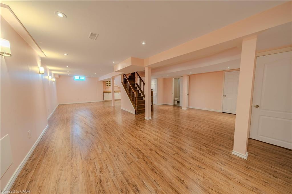 5918 Bassinger Place, Mississauga, ON - Indoor Photo Showing Other Room