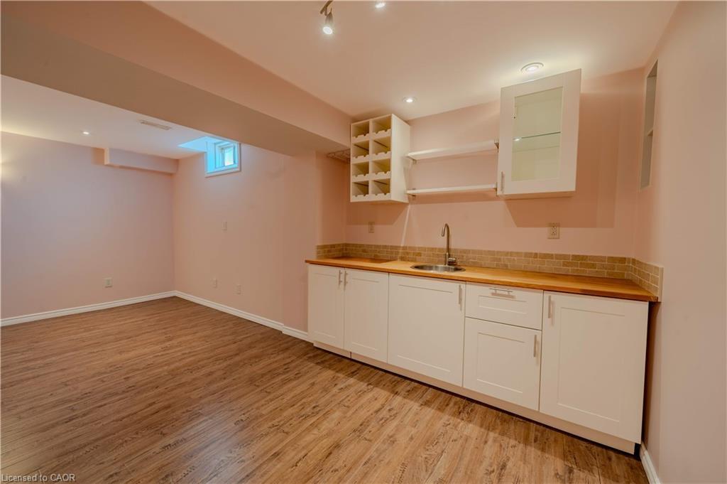 5918 Bassinger Place, Mississauga, ON - Indoor