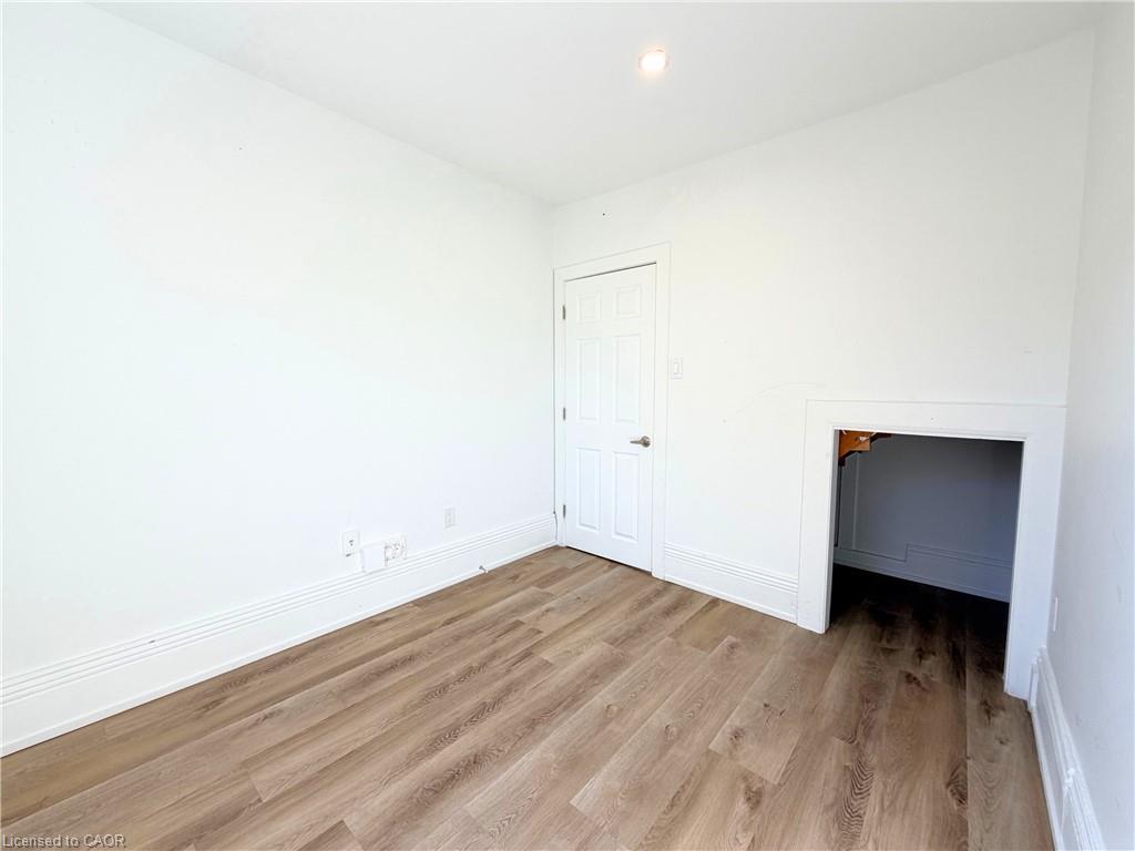 26B-24-26 Cayuga Street, Brantford, ON - Indoor Photo Showing Other Room