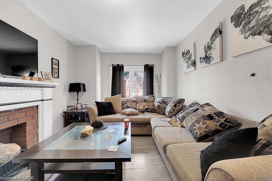 88 Grant Avenue, Hamilton, ON - Indoor Photo Showing Living Room With Fireplace