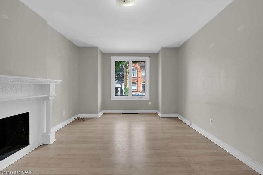 88 Grant Avenue, Hamilton, ON - Indoor With Fireplace