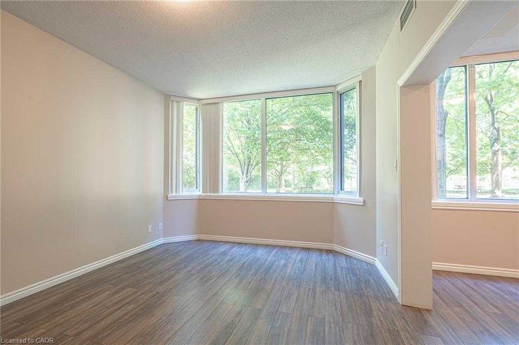 105-200 Limeridge Road W, Hamilton, ON - Indoor Photo Showing Other Room