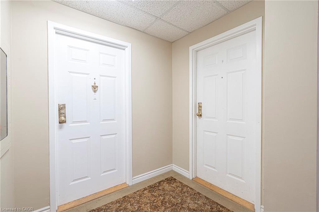 105-200 Limeridge Road W, Hamilton, ON - Indoor Photo Showing Other Room
