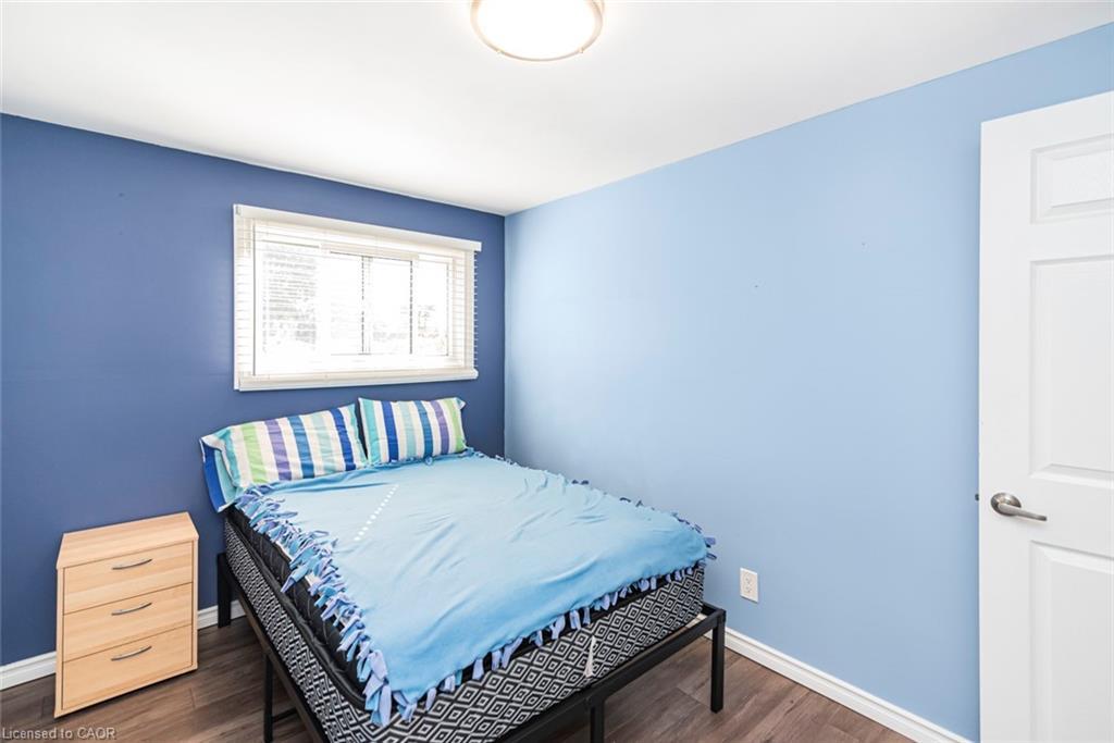 12-1301 Upper Gage Avenue, Hamilton, ON - Indoor Photo Showing Bedroom