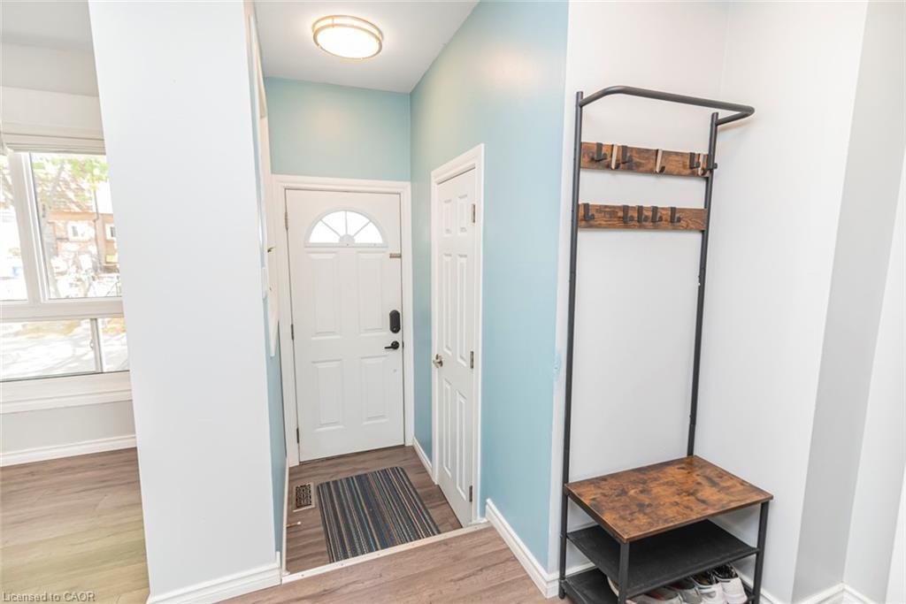 12-1301 Upper Gage Avenue, Hamilton, ON - Indoor Photo Showing Other Room