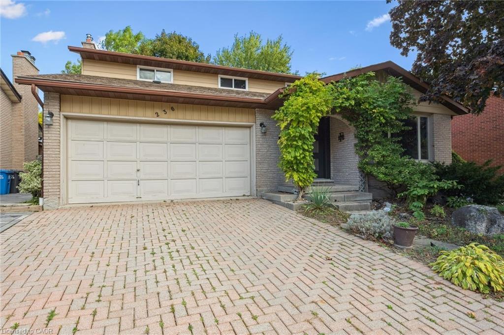 236 Ironwood Road, Guelph, ON - Outdoor