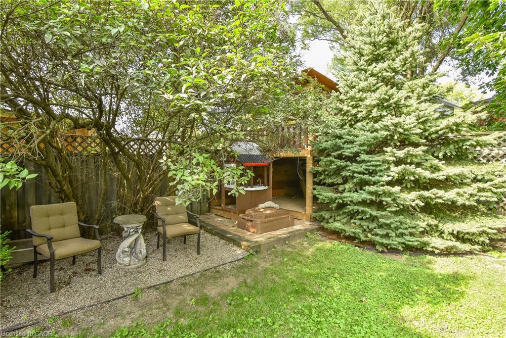 236 Ironwood Road, Guelph, ON - Outdoor