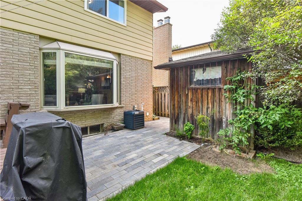236 Ironwood Road, Guelph, ON - Outdoor With Exterior