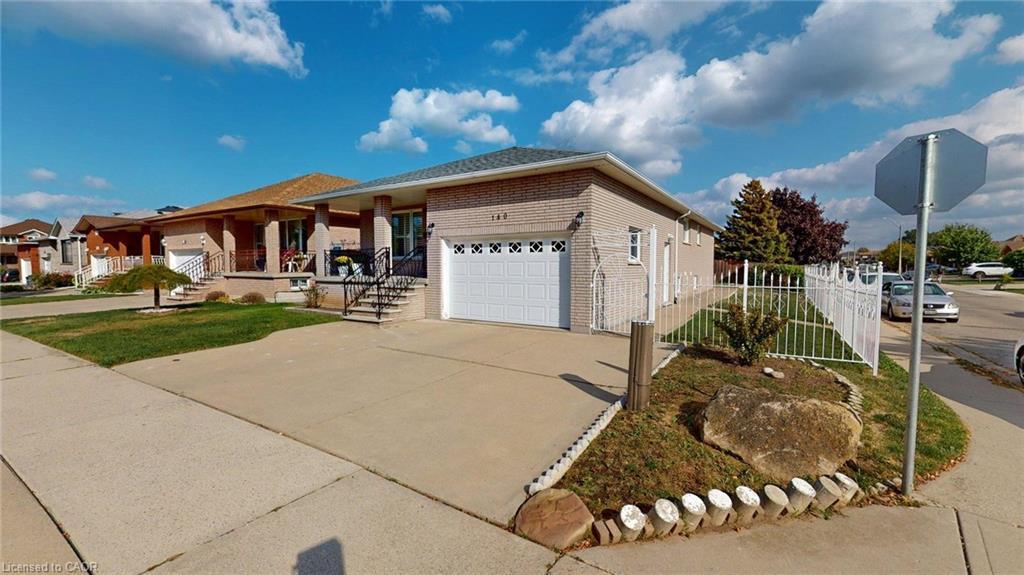 140 Donn Avenue, Hamilton, ON - Outdoor With Facade
