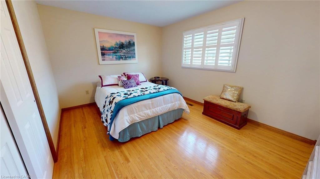 140 Donn Avenue, Hamilton, ON - Indoor Photo Showing Bedroom