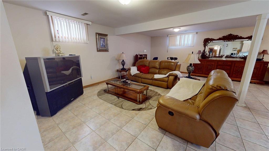 140 Donn Avenue, Hamilton, ON - Indoor