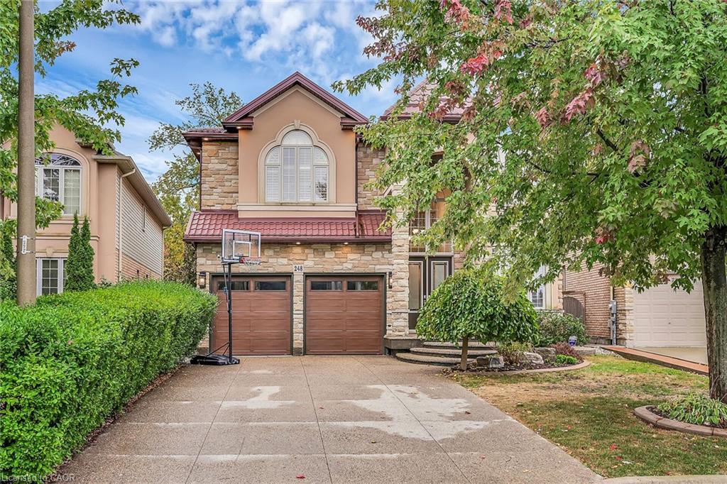 248 Cloverleaf Drive, Ancaster, ON - Outdoor