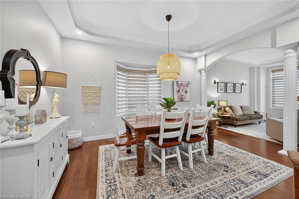248 Cloverleaf Drive, Ancaster, ON - Indoor Photo Showing Dining Room