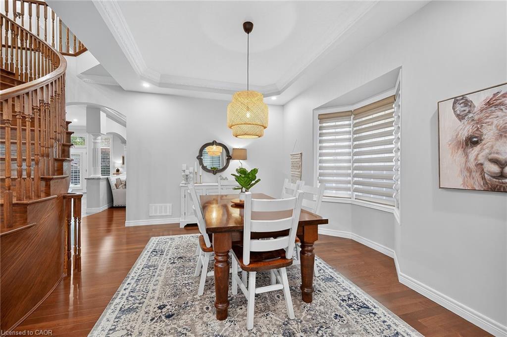 248 Cloverleaf Drive, Ancaster, ON - Indoor Photo Showing Dining Room