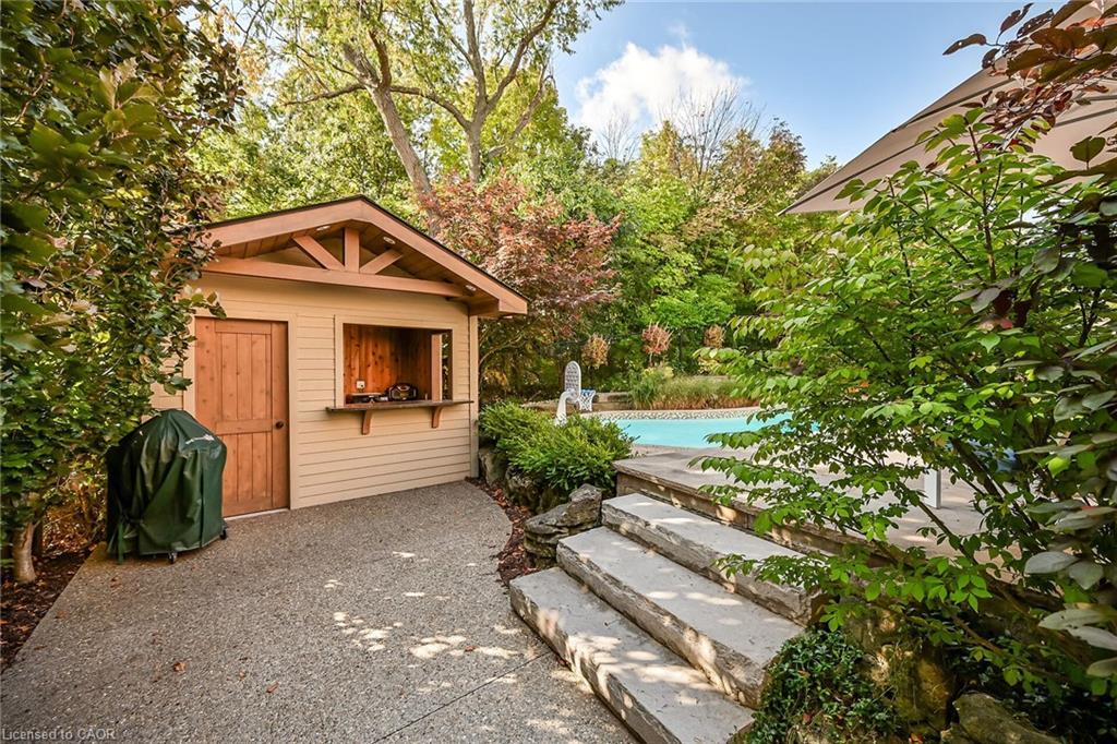 248 Cloverleaf Drive, Ancaster, ON - Outdoor