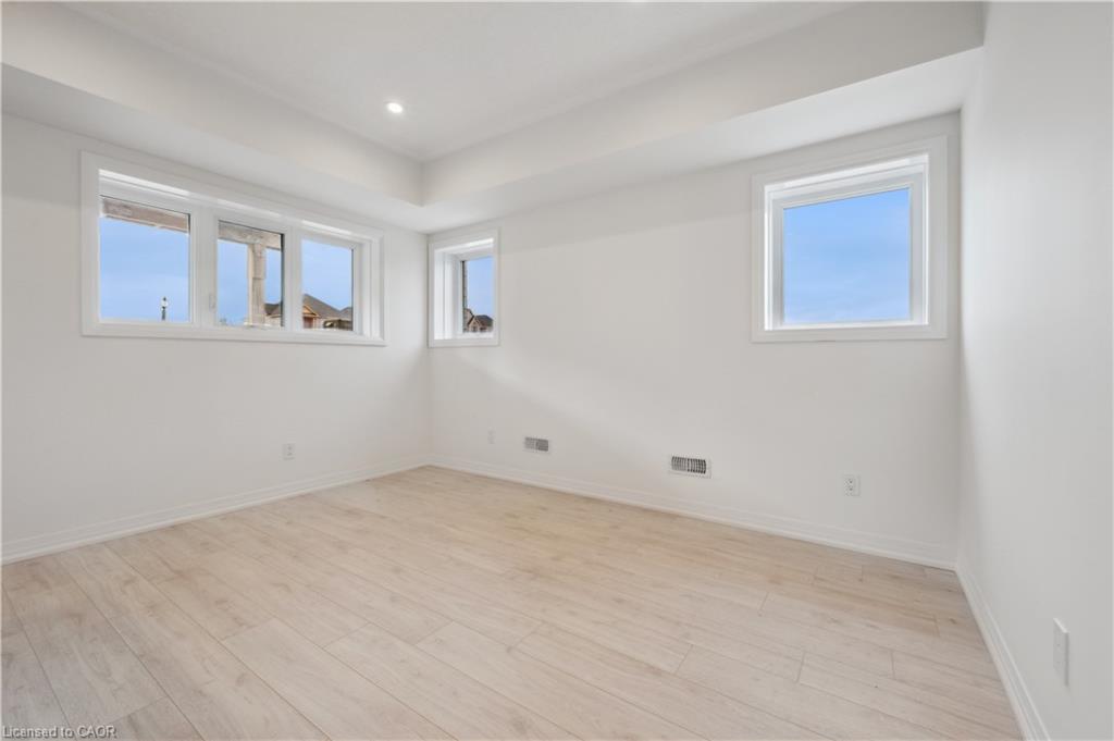 B6-15 Stauffer Woods Trail, Kitchener, ON - Indoor Photo Showing Other Room